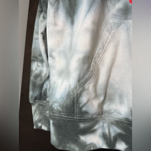 PINK FLOYD Men’s Tie-Dye Hoodie - Picture 3 of 8